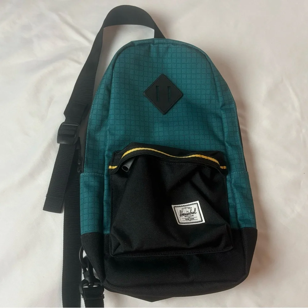 Herschel Supply Heritage Shoulder Sling Bag Adjustable Strap Teal Black EUC